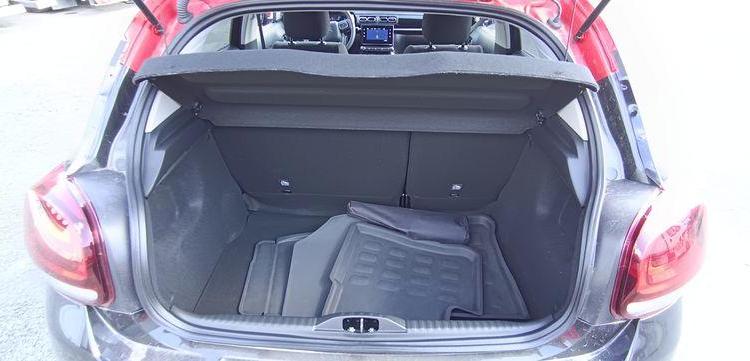 CITROEN C3 1.2 PURETECH 110 SHINE EAT – ESSENCE – 14114 KMS – ANNEE 2023 NOIR PZ2X738