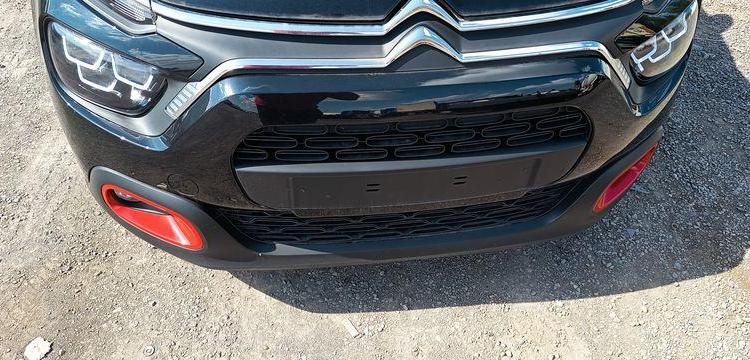 CITROEN C3 1.2 PURETECH 110 SHINE EAT – ESSENCE – 14114 KMS – ANNEE 2023 NOIR PZ2X738