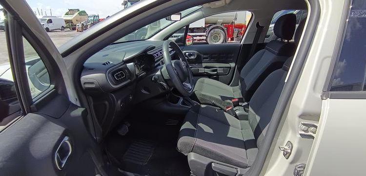 CITROEN C3 1.2 PURETECH 110 SHINE EAT – ESSENCE – 14650 KMS – ANNEE 2023 BEIGE PZ3G348