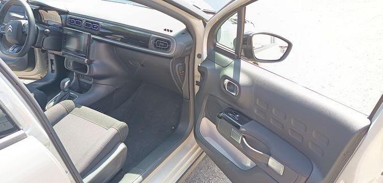 CITROEN C3 1.2 PURETECH 110 SHINE EAT – ESSENCE – 14650 KMS – ANNEE 2023 BEIGE PZ3G348