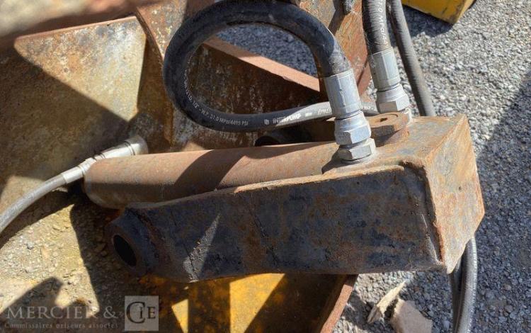 BENNE PRENEUSE HYDRAULIQUE – 60CM  SPBP06