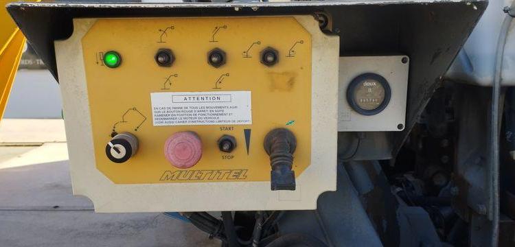 NISSAN CABSTAR E3,5T 3,0 TD 125 CV AVEC NACELLE MULTITEL ALU AF 20 M – DIESEL 4174 H BLANC 83APW59