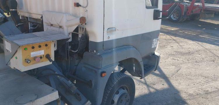 NISSAN CABSTAR E3,5T 3,0 TD 125 CV AVEC NACELLE MULTITEL ALU AF 20 M – DIESEL 4174 H BLANC 83APW59