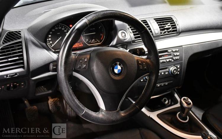 BMW SERIE 1 GRIS AH-518-TN