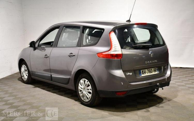 RENAULT GD SCENIC  III 1,9 DCI 130 CARMINAT TOMTOM GRIS AH-760-HR