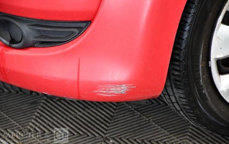 CITROEN C1 1,0 70 MILLENIUM ROUGE AM-355-YL
