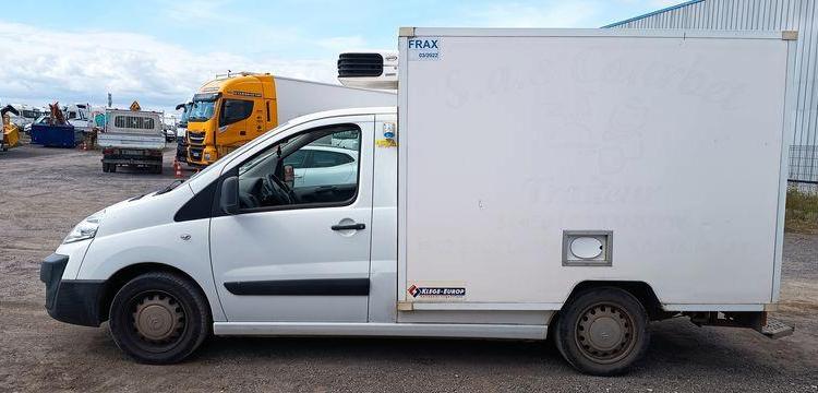 CITROEN JUMPY CAISSE FRIGO GROUPE DE FROID CARRIER – FRAX : 03/2022 BLANC AQ-620-AA