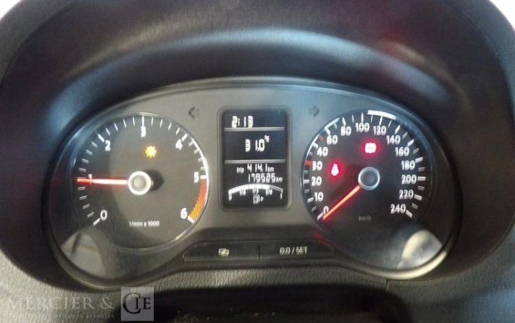 VOLKSWAGEN POLO 1.6 TDI 75CH TREND LINE NOIR AR-797-RX