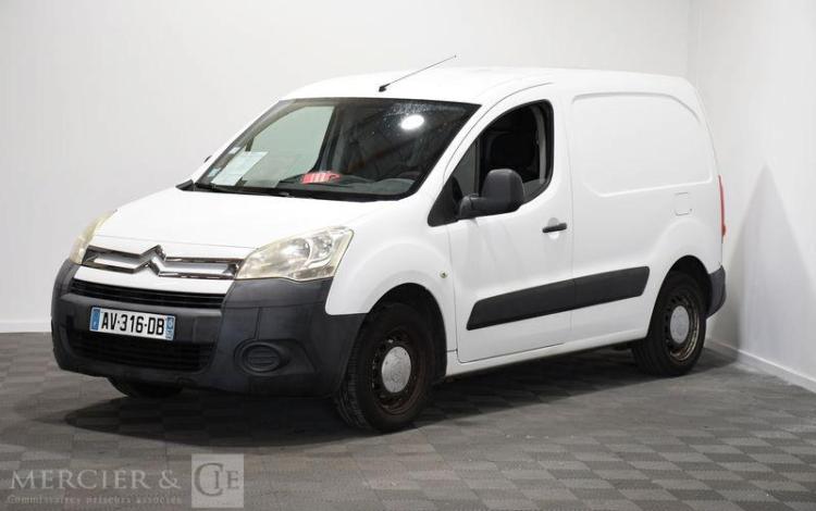 CITROEN BERLINGO FG 1,6 HDI 75 625KG CONFORT BLANC AV-316-DB