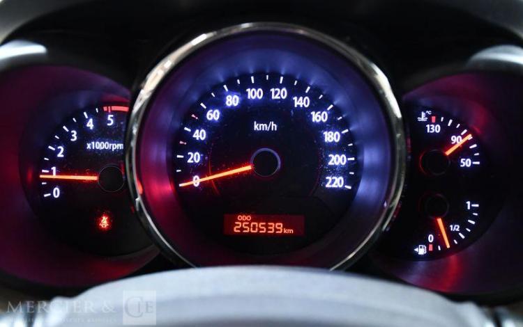 KIA SOUL 1,6 CRDI 130CH PLUG BEIGE BB-413-HV