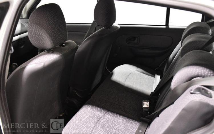RENAULT CLIO II CAMPUS 1,2 GPL 60 AUTHENTIQUE BLANC BD-547-VF