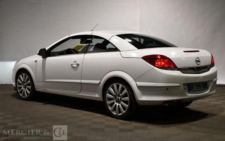 OPEL ASTRA TWINTOP 1.9 CDTI 150 COSMO BLANC BE-319-QW