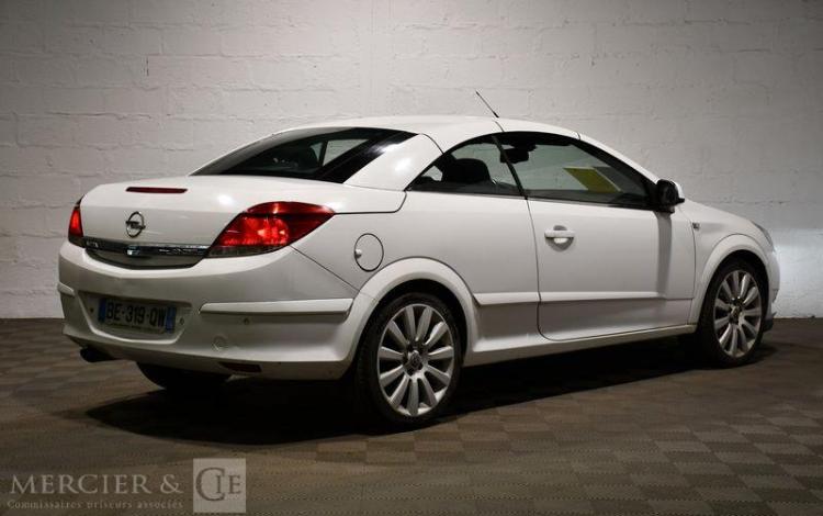 OPEL ASTRA TWINTOP 1.9 CDTI 150 COSMO BLANC BE-319-QW