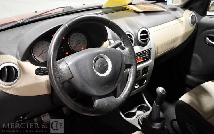 DACIA SANDERO 1.5 DCI 85CH PRESTIGE ROUGE BK-767-QC
