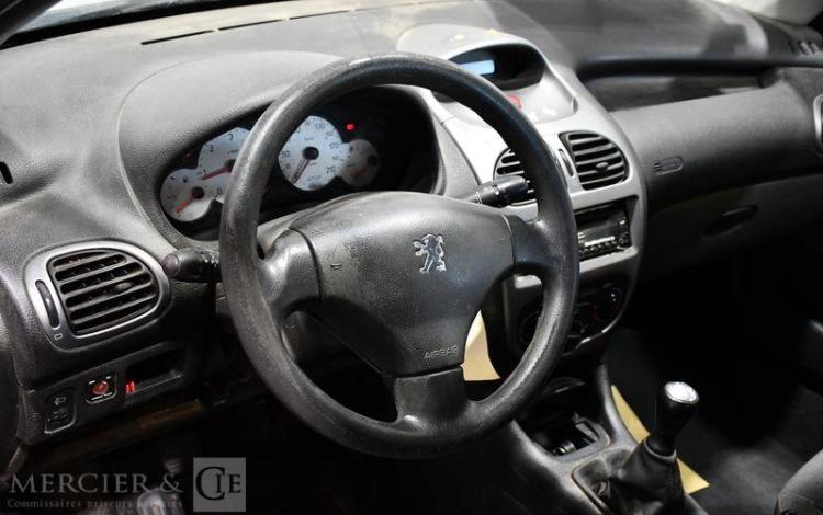 PEUGEOT 206 1,4 HDI 70 GENERATION NOIR BM-616-KH