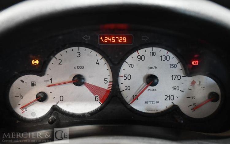 PEUGEOT 206 1,4 HDI 70 GENERATION NOIR BM-616-KH