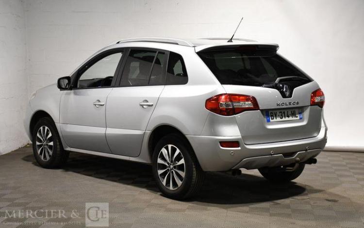 RENAULT KOLEOS 2,0 DCI150 CARMINAT 4X2 GRIS BY-314-HL