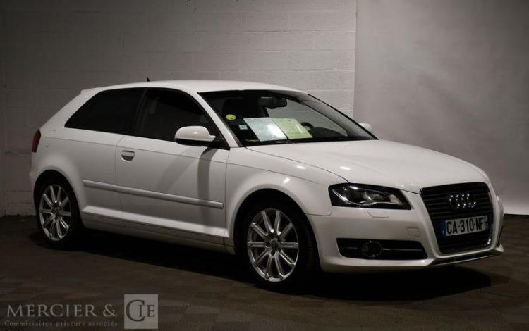 AUDI A3 SPORTBACK 1,6 TDI 105 DESIGN EDITION START/STOP BLANC CA-310-NF