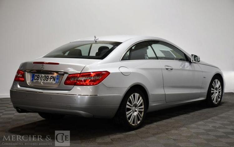 MERCEDES CLASSE E COUPE 2,2 250 CDI 205 BLUE EFFICIENCY BVA GRIS CB-039-PN