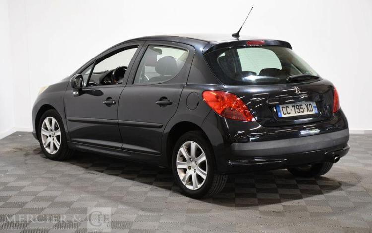 PEUGEOT 207 1,6 HDI 90 EXECUTIVE NOIR CC-795-XD