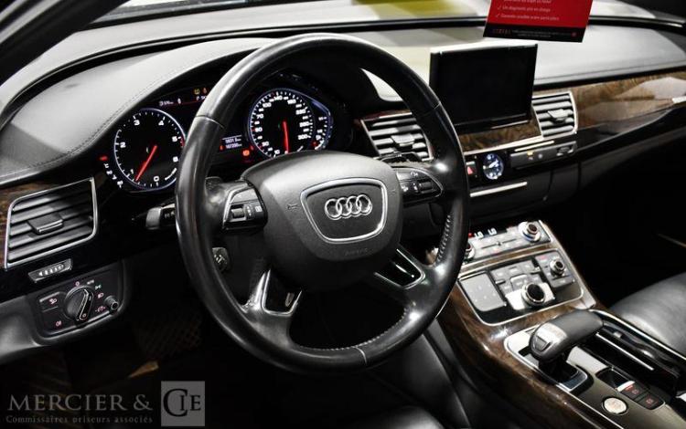 AUDI A8 3,0 TDI 250 AVUS QUATTRO TIPTRONIC BVA NOIR CH-243-GG