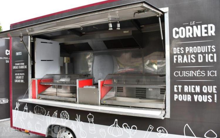 FIAT DUCATO FOOD TRUCK 2,2 JTD TURBO MULTIJET BORDEAUX CK-621-CA