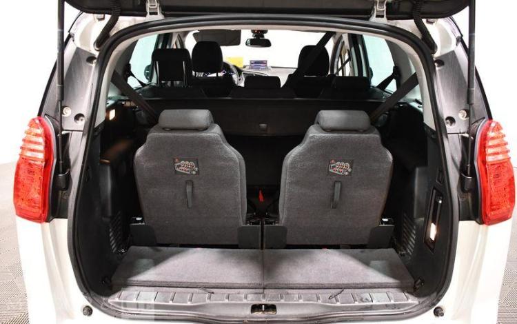 PEUGEOT 5008 1.6 HDI 110 ALLURE BLANC CL-118-QC