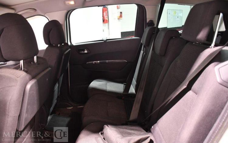 PEUGEOT 5008 1.6 HDI 110 ALLURE BLANC CL-118-QC