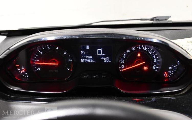 PEUGEOT 208 1,0 PURETECH 70 ACCESS BLANC CN-531-YN