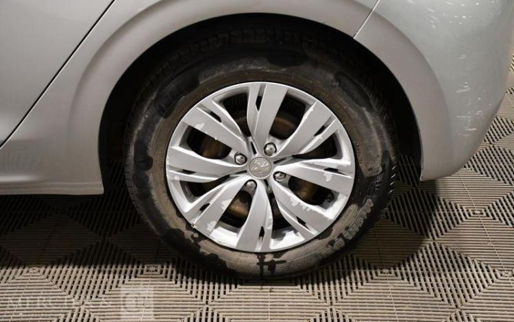 PEUGEOT 208 1,4 HDI 70 ACCESS GRIS CV-310-QT