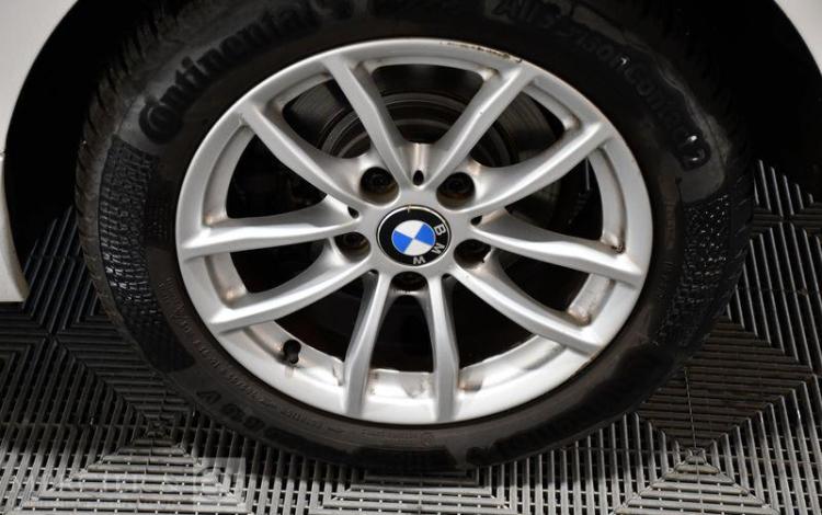 BMW SERIE 1 1,6 114D 95 LOUNGE BLANC CY-825-ZD