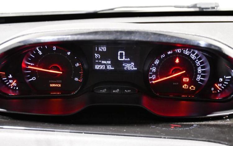 PEUGEOT 208 AFFAIRE PACK CD CLIM FAP BVM5 68CH 5P BLANC CZ-090-AF