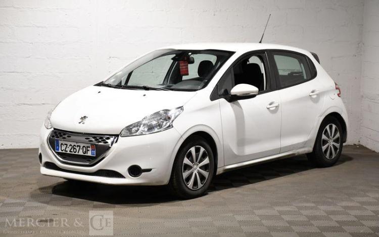 PEUGEOT 208 AFF 1,4 e-HDI PACK CLIM CONFORT 5P BLANC CZ-267-QF