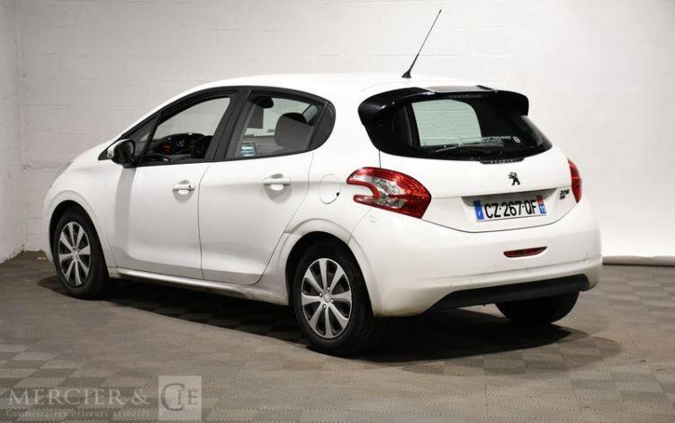 PEUGEOT 208 AFF 1,4 e-HDI PACK CLIM CONFORT 5P BLANC CZ-267-QF