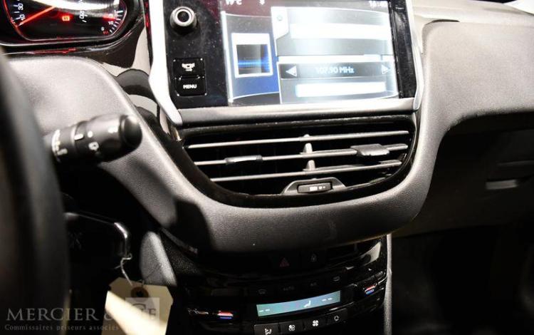 PEUGEOT 208 AFF 1,4 e-HDI PACK CLIM CONFORT 5P BLANC CZ-267-QF
