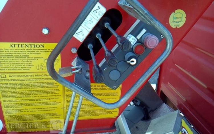 IVECO 35S12 NACELLE SUR VL 17M 3145H GSR E179T ROUGE DB-689-LQ