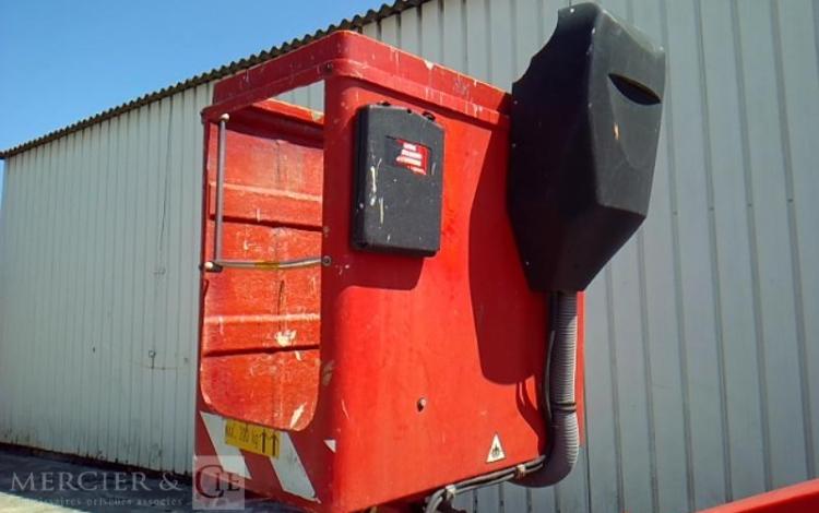 IVECO 35S12 NACELLE SUR VL 17M 3145H GSR E179T ROUGE DB-689-LQ