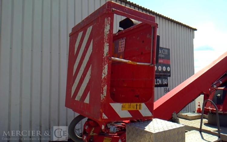 IVECO 35S12 NACELLE SUR VL 17M 3145H GSR E179T ROUGE DB-689-LQ