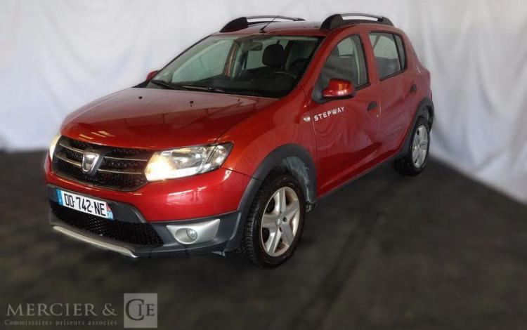DACIA SANDERO STEPWAY 1.5 DCI 90CH PRESTIGE ROUGE DD-742-NE