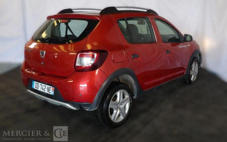 DACIA SANDERO STEPWAY 1.5 DCI 90CH PRESTIGE ROUGE DD-742-NE