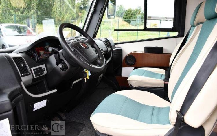 AUTOSTAR ATHENOR 8095 2,3 JTD 130CH 4 COUCHAGES BLANC DH-351-KG
