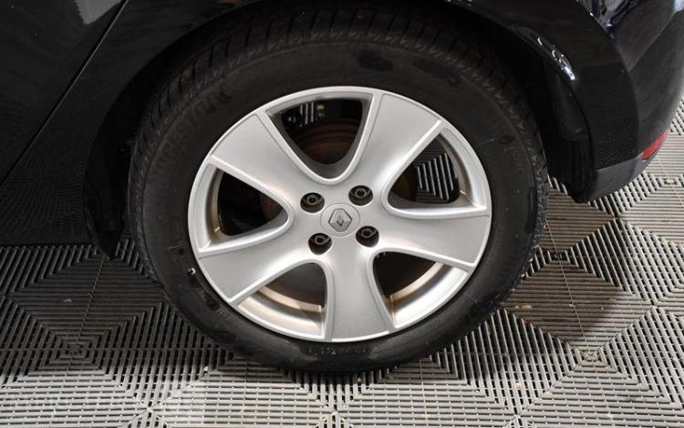 RENAULT CLIO IV 0.9 TCE 90CH ENERGY INTENS NOIR DK-379-VL