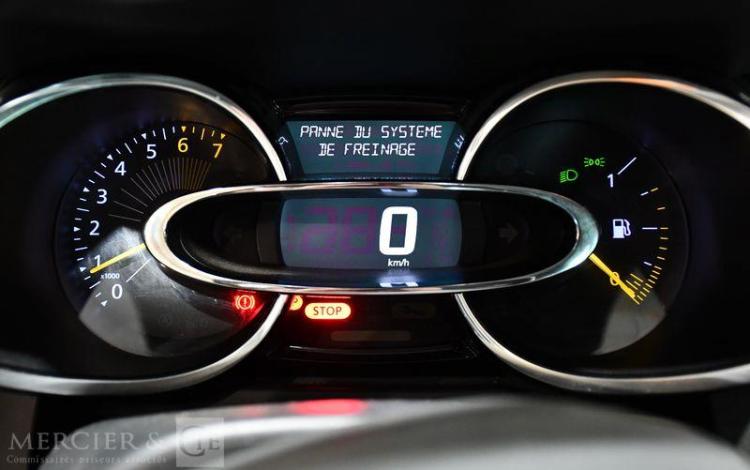 RENAULT CLIO IV 0.9 TCE 90CH ENERGY INTENS NOIR DK-379-VL