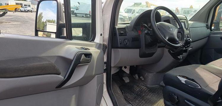 VOLKSWAGEN CRAFTER  DQ-052-MS