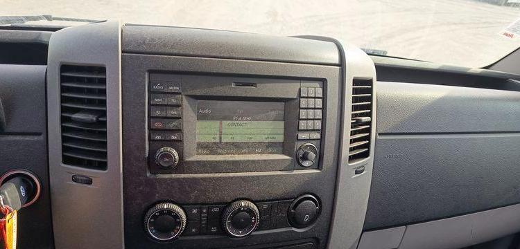 VOLKSWAGEN CRAFTER  DQ-052-MS