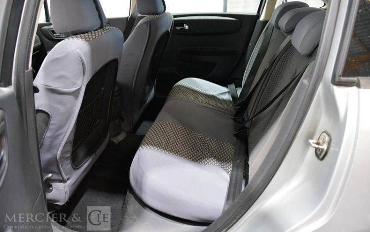 CITROEN C4 1,6 HDI 110 CONFORT GRIS DT-007-RZ