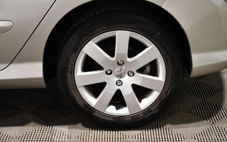 PEUGEOT 308 1.6 VTI 120 PREMIUM GRIS DW-752-PC