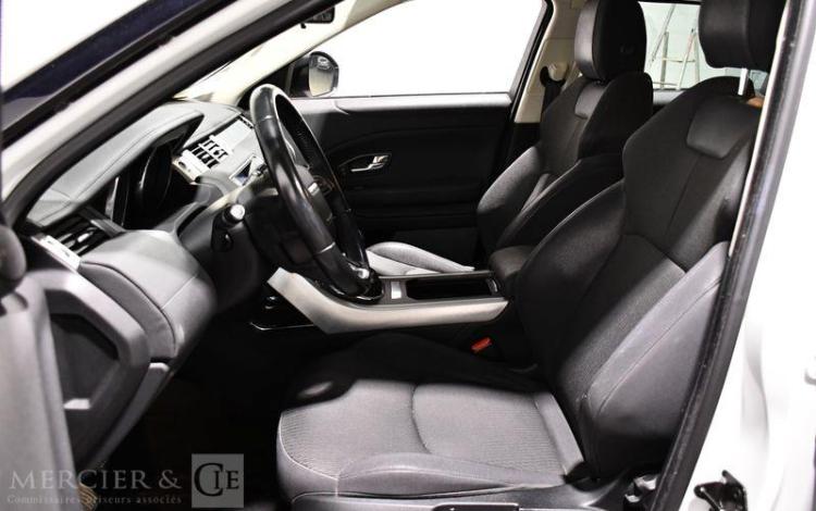 LAND ROVER RANGE ROVER EVOQUE 2,0 ED4 150CH PURE 2WD BLANC DY-062-FG