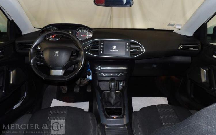 PEUGEOT 308 GENERATION-II 1.2 PURETECH 110CH ALLURE S&S BLANC DZ-026-DR