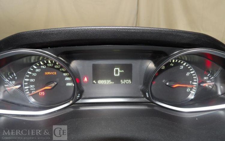 PEUGEOT 308 GENERATION-II 1.2 PURETECH 110CH ALLURE S&S BLANC DZ-026-DR